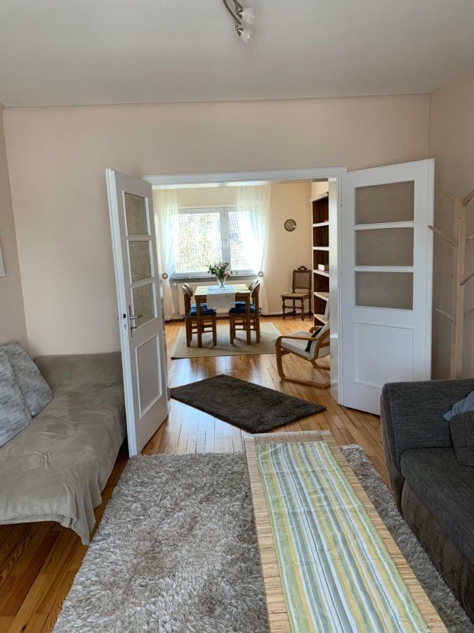 Moderne Ferienwohnung Mit Balkon Im Schoenen Saarland Dillingen an der Saar Bagian luar foto