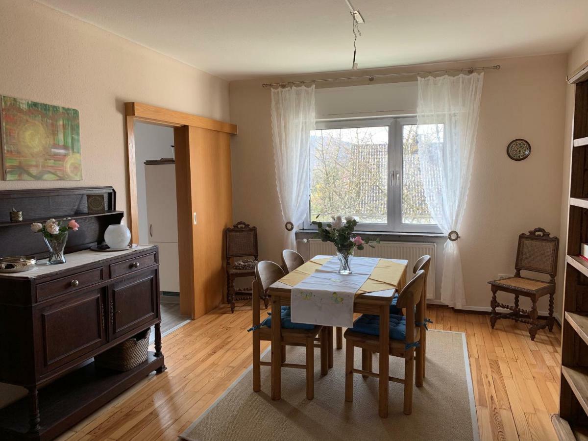 Moderne Ferienwohnung Mit Balkon Im Schoenen Saarland Dillingen an der Saar Bagian luar foto