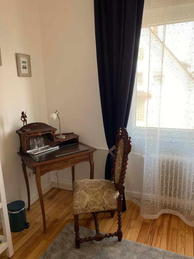 Moderne Ferienwohnung Mit Balkon Im Schoenen Saarland Dillingen an der Saar Bagian luar foto