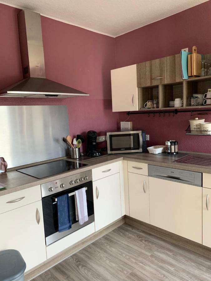 Moderne Ferienwohnung Mit Balkon Im Schoenen Saarland Dillingen an der Saar Bagian luar foto